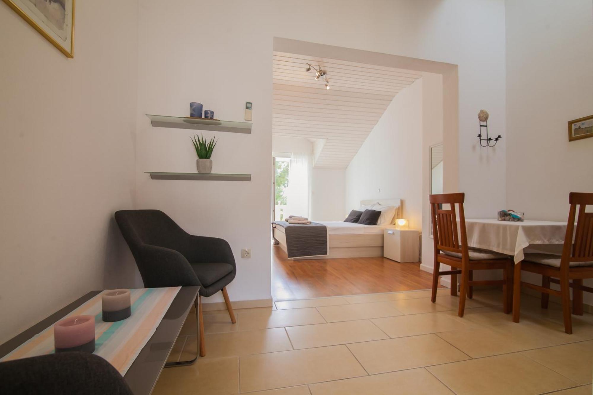 Helvetia Sunny Apartments ボル エクステリア 写真