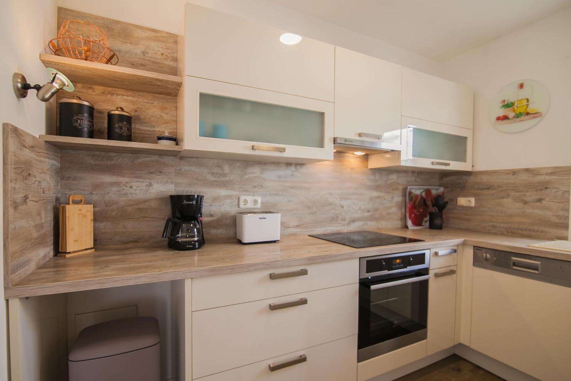 Helvetia Sunny Apartments ボル エクステリア 写真