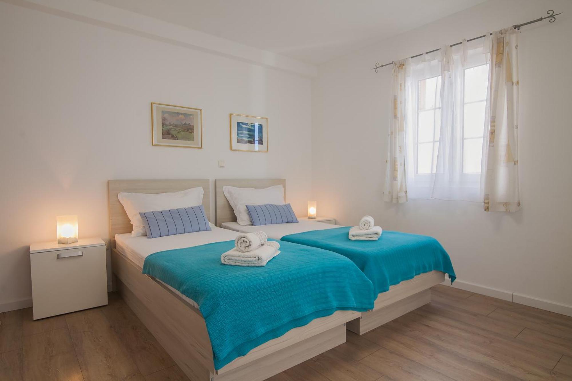 Helvetia Sunny Apartments ボル エクステリア 写真