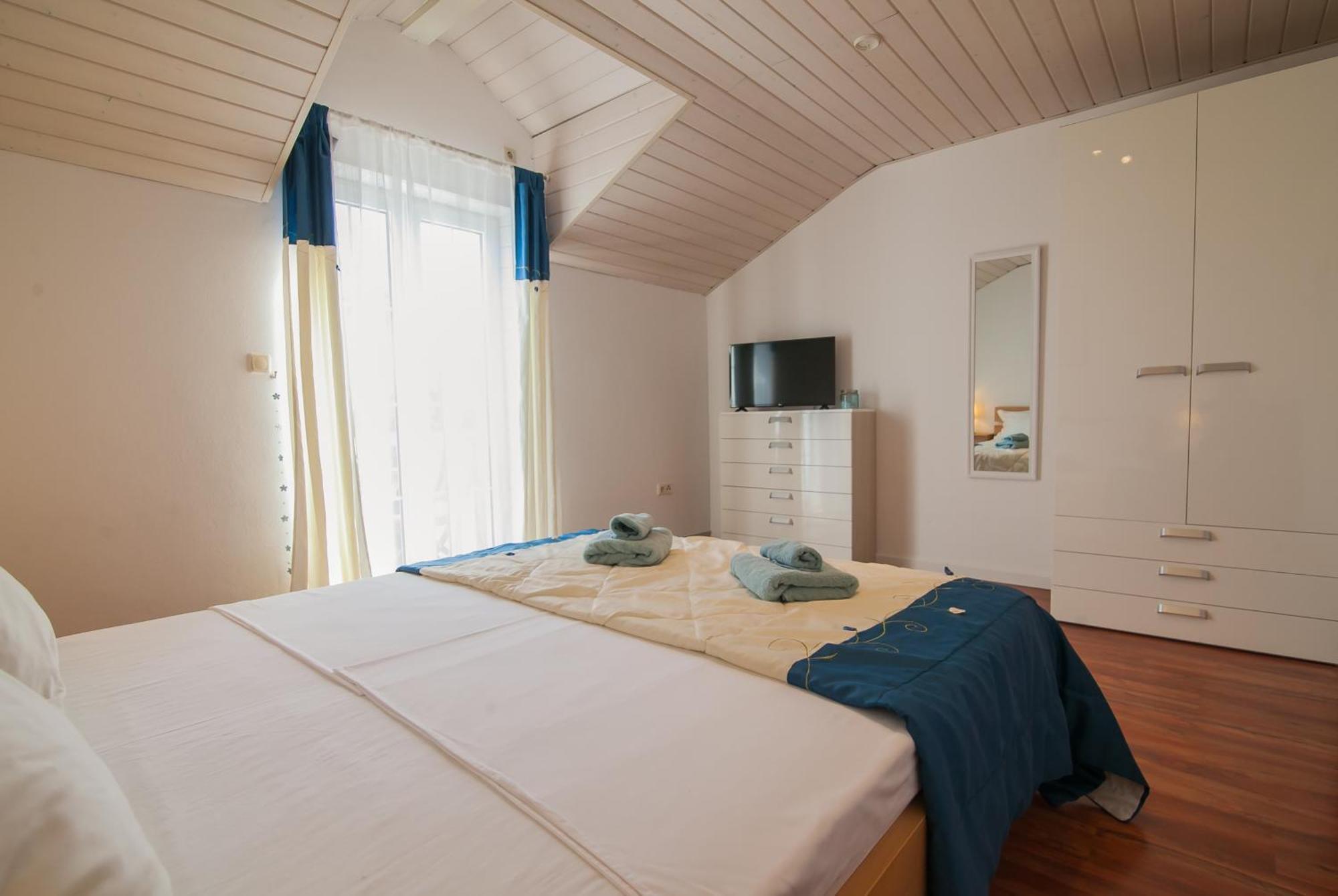 Helvetia Sunny Apartments ボル エクステリア 写真